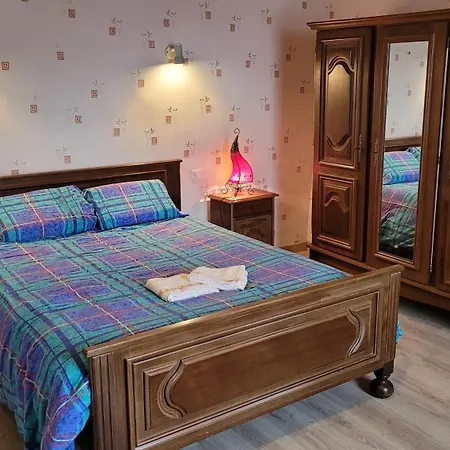 La Maison De Gaetan Apartament *